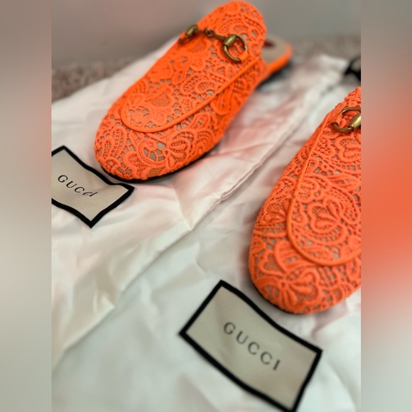 Brande New Gucci sandale . - Picture 2 of 5